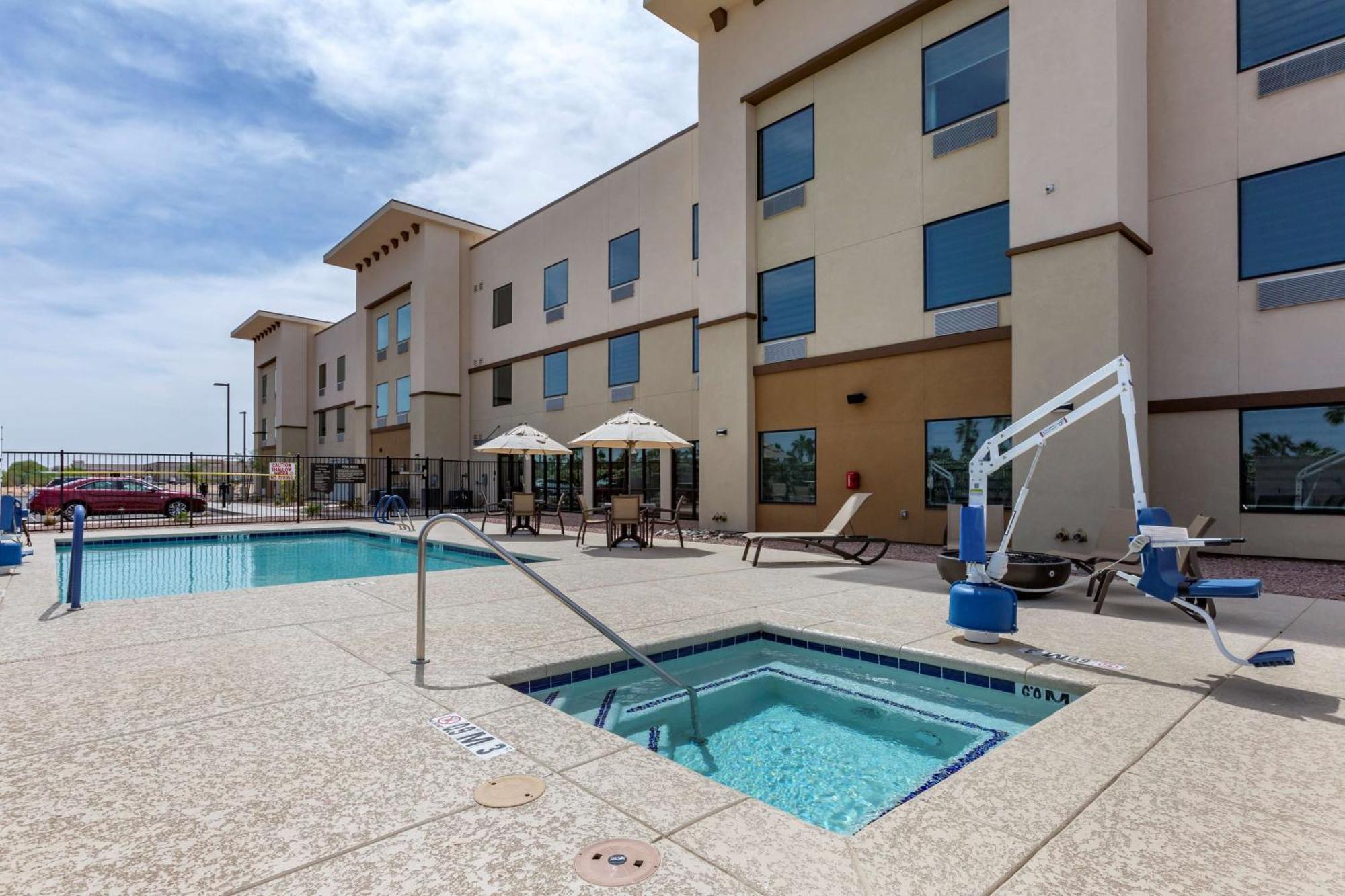 Best Western Plus Casa Grande Inn & Suites Esterno foto